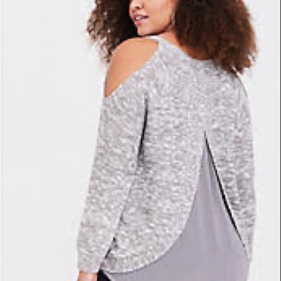 Torrid Sweater split sleeves - Picture 7 of 7